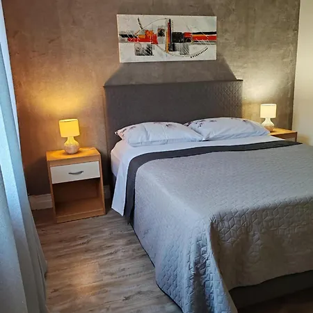 Apartment Bosana Xiv